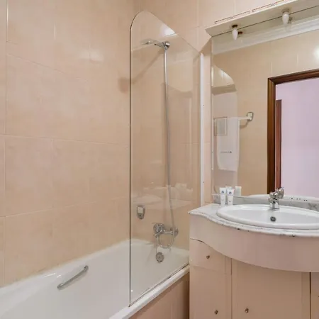 Sunny Cozy Flat W/ Terrace - Sao Joao Apartman *
