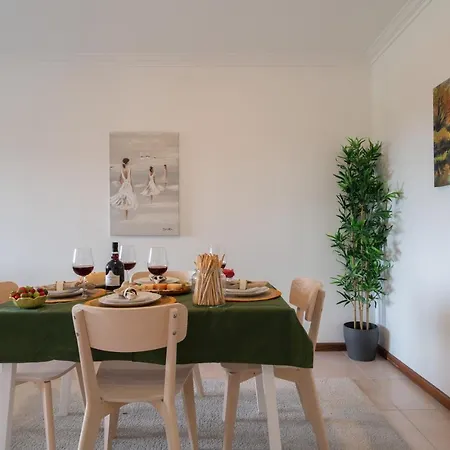 Sunny Cozy Flat W/ Terrace - Sao Joao Oporto