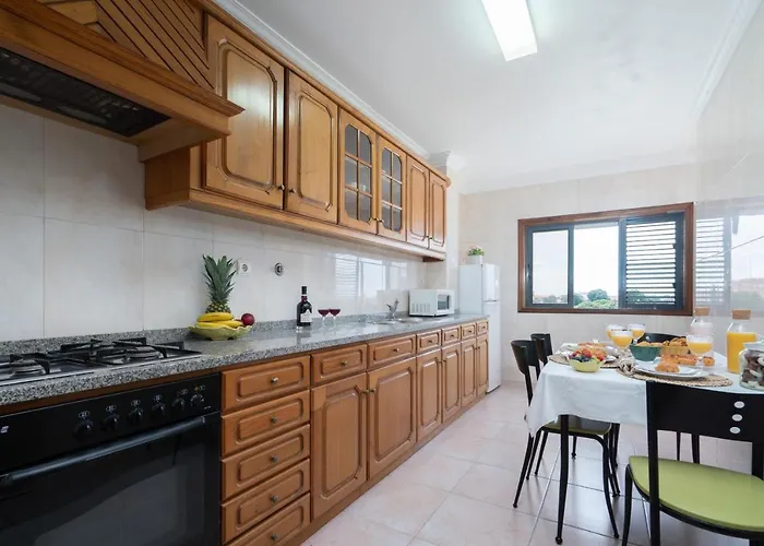 Sunny Cozy Flat W/ Terrace - São João Apartament *