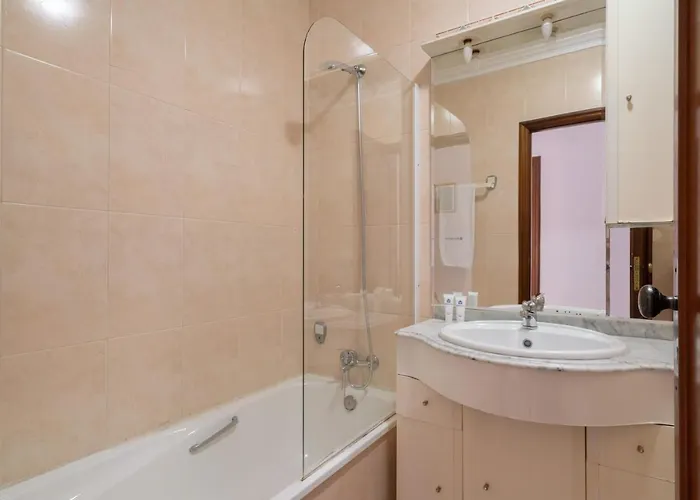 Sunny Cozy Flat W/ Terrace - São João Apartament *