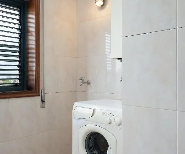 Sunny Cozy Flat W/ Terrace - Sao Joao