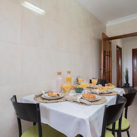 Apartamento Sunny Cozy Flat W/ Terrace - Sao Joao *